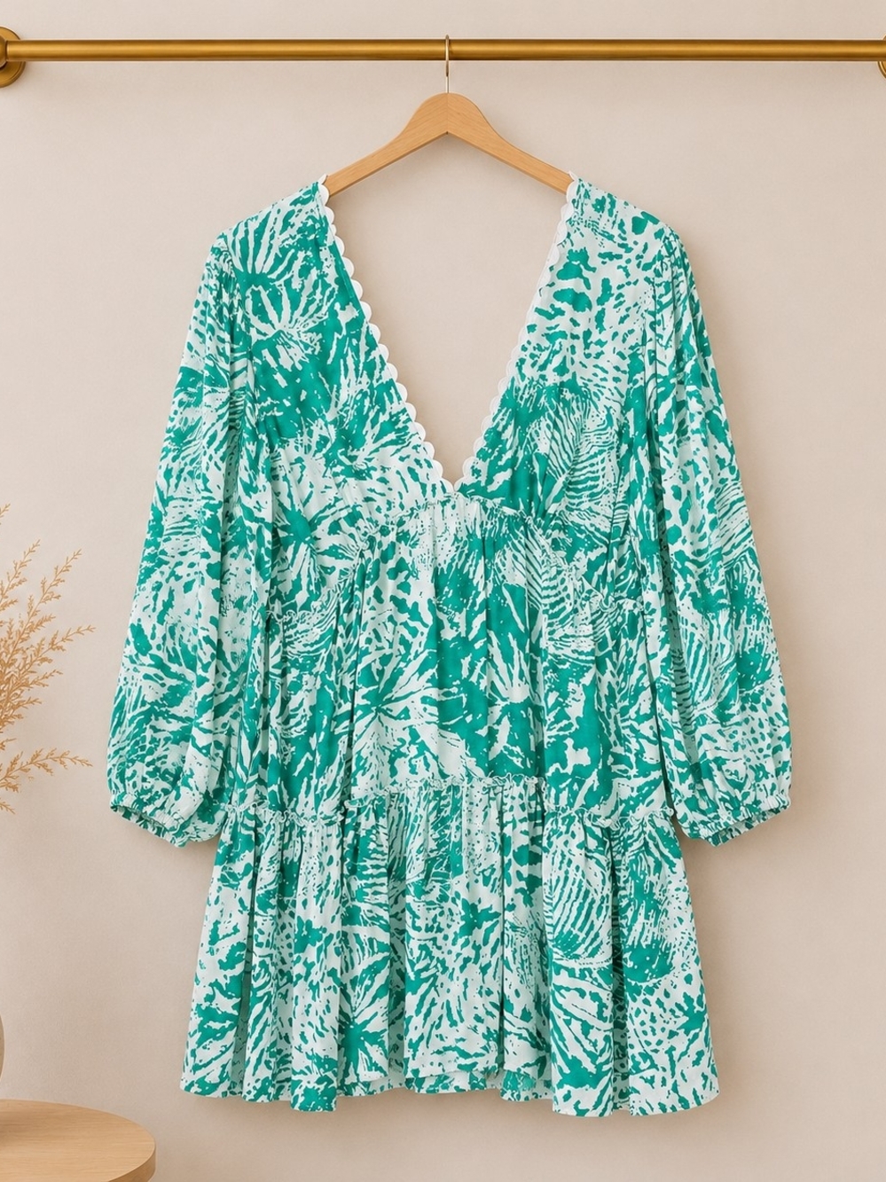 blue island Green and White Printed V-Neck Tiered Top